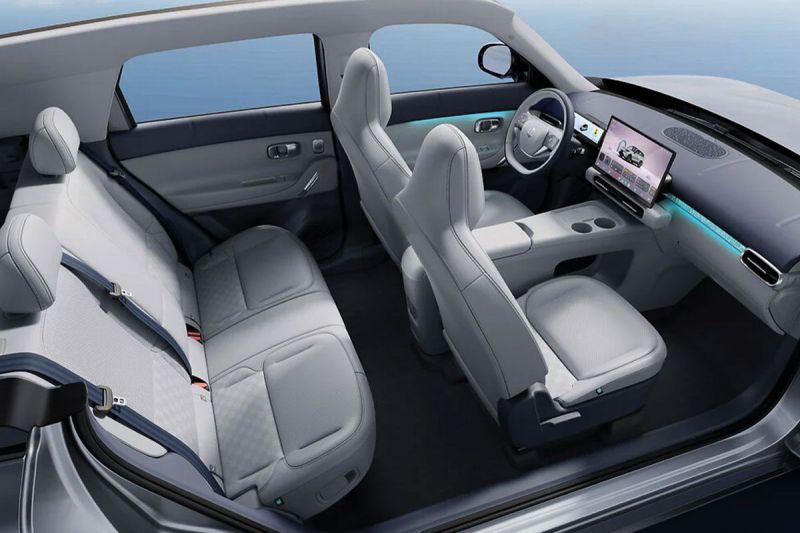 leapmotor-b03x-interieur_1.jpg