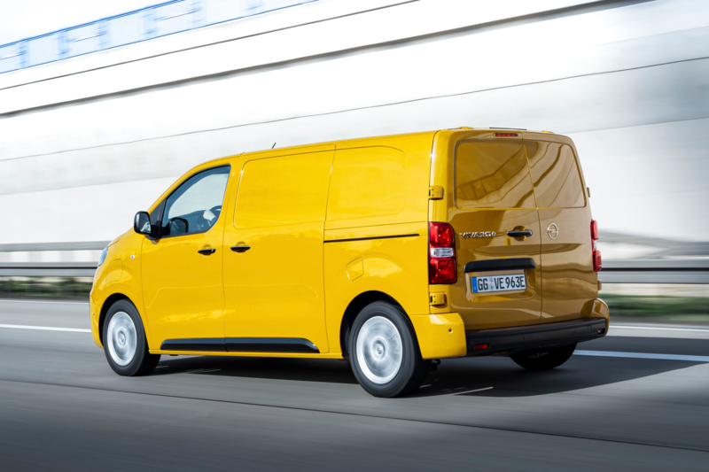 Opel_Vivaro-e_02.jpg