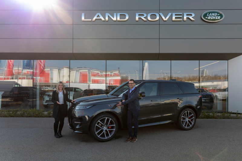 Der Neue Range Rover Sport