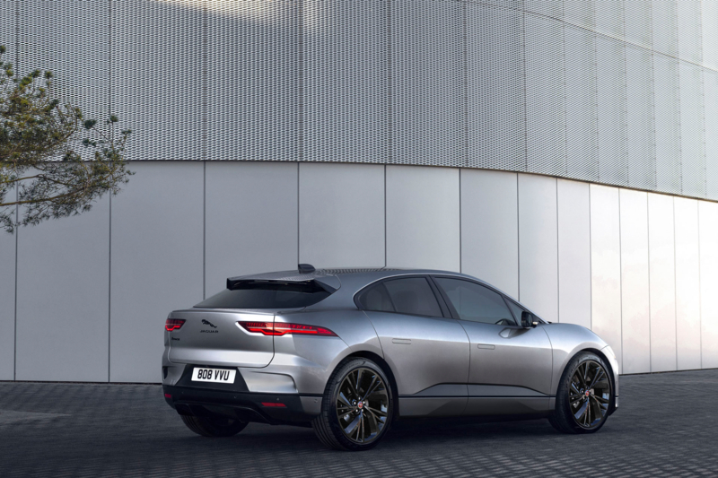 Jaguar_IPace_01.jpg